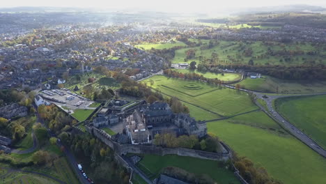 Historic-Sterling-Castle-overlooks-King's-Knot-Park,-Sterling-Scotland