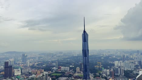 Una-Impresionante-Foto-De-La-Línea-Del-Cielo-De-Kuala-Lumpur,-Malasia