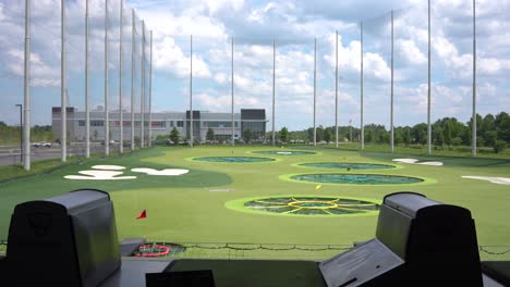 Pick-your-target-and-have-a-blast-at-the-legendary-Top-Golf