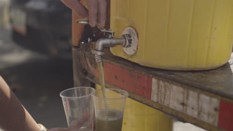 Bebida-De-Té-Venezolano-En-La-Calle