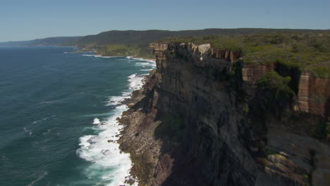 Ocean-Sea-Cliffs-on-Australia's-Rough-Coast,-Cinematic-Aerial-Flight