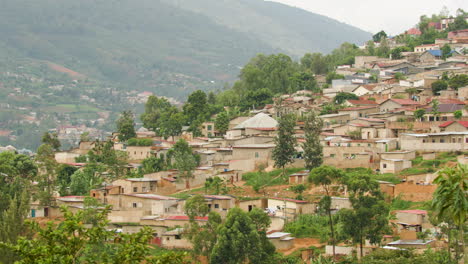 Posibilidad-Remota-De-Casas-En-La-Ladera-De-Una-Barriada-En-Ruanda