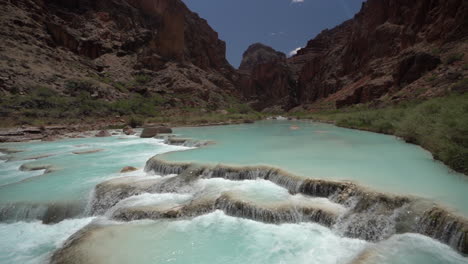 Natural-Oasis-in-Grand-Canyon-National-Park,-Turquoise-Little-Colorado-River-on-Hopi-Salt-Hiking-Trail,-Arizona-USA