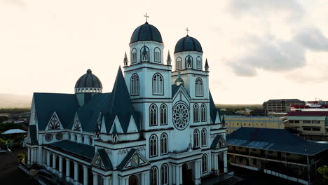 Immaculate-Conception-Cathedral-In-Apia,-Samoa-At-Sunset---aerial-drone-shot