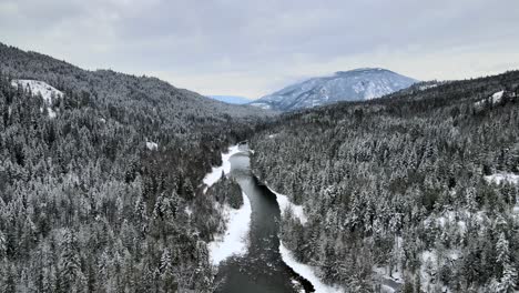 Majestic-Mountains-and-Winter-Wonderland:-A-Drone's-Eye-View-of-the-Adams-River-in-British-Columbia