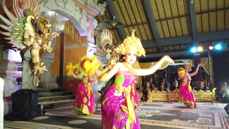 Beautiful-Balinese-Dancers-in-Traditional-Costumes,-Female-Bali-Dance-Performance-in-Karangasem-Temple,-Wearing-Crowns-and-Jewlery,-Sekar-Jagat-Choreography