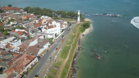 Galle-Point-promenade-and-lighthouse-in-Sri-Lanka