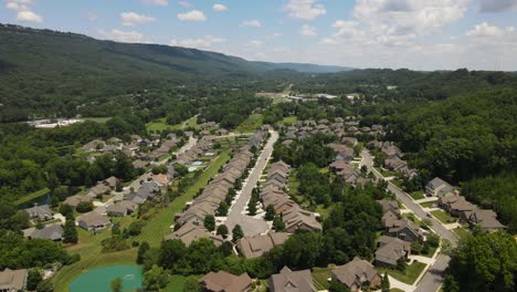 Red-Bank-of-Chattanooga-town,-Tennessee,-USA,-aerial-drone-view