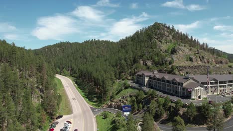 Aerial-View-of-Baymont-by-Wyndham-Suites-Hotel,-Keystone,-South-Dakota-USA