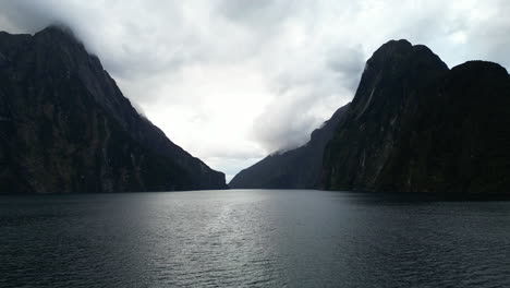 Way-out-to-Tasman-sea-from-Milford-Sound-fiord