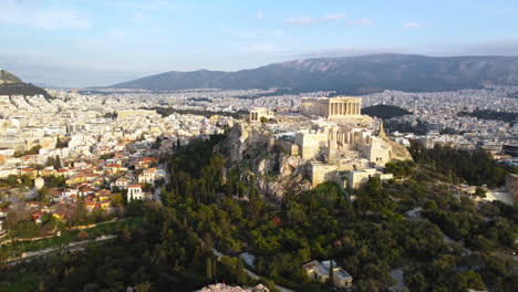 Athens-Acropolis,-Parthenon,-Slow-Cinematic-Dolly-Right,-24mm-focal-length,-Athens-Greece,-Ancient-Greek-Statue,-Restoration-Project,-World-Heritage-Site,-National-Icon-of-Greece,-Panoramic-View,-4k