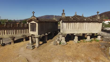 Old-Graniers-in-Village-of-Soajo,-Portugal