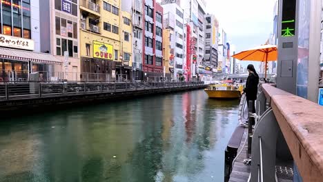 f-dotonbori,-a-principal-tourist-destinations-in-Osaka-along-the-Dotonbori-canal-from-Dotonboribashi-Bri