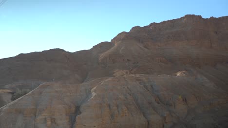 Montañas-De-Rocas-Grises-áridas-Y-Secas-En-Israel