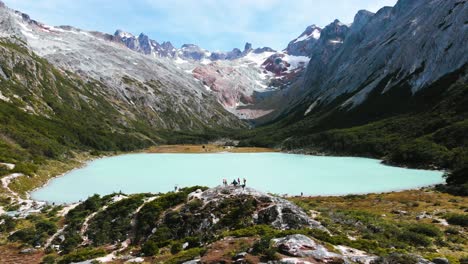Laguna-Esmeralda,-Patagonia-Cerca-De-Ushuaia,-Argentina