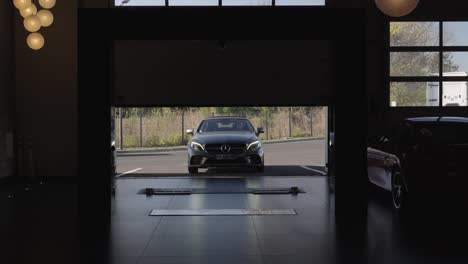 Opening-a-garage-door-and-the-car-comes-in