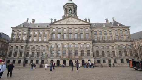 El-Palacio-Real-De-Amsterdam