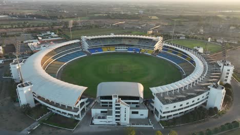 Edgbaston-Cricket-Ground-Zeitraffer-Luftaufnahme-Des-Stadions-In-Birmingham