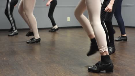 Tap-dance-class-feet-in-studio