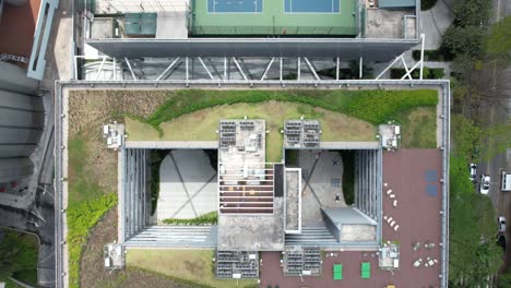 Top-view-of-tennis-court-in-mid-town