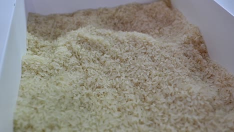 Nahaufnahme-Des-Reis,-Der-Während-Der-Gulf-Food-Exhibition-In-Den-Vereinigten-Arabischen-Emiraten-Ausgestellt-Wurde