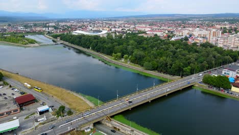 Aerial-drone-footage-of-a-Romanian-city-–-Târgu-Jiu