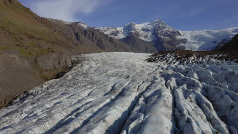 Luftaufnahme-Des-Svinafellsjökull-Gletschers-In-Island-An-Einem-Sonnigen-Tag