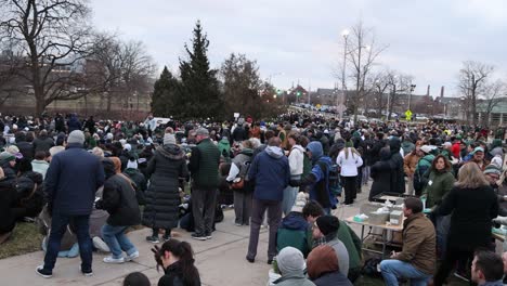 Michigan-State-University-Mass-Shooting-Vigil-crowd-pan-left-to-right