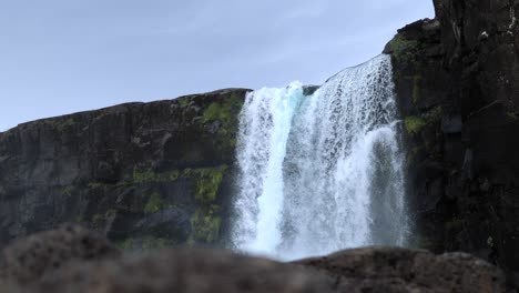 Beautiful-Waterfall-in-Thingvellir-National-Park-in-Iceland,-4K