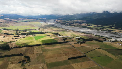 Weinfelder-Im-Norden-Der-Südinsel-Neuseelands