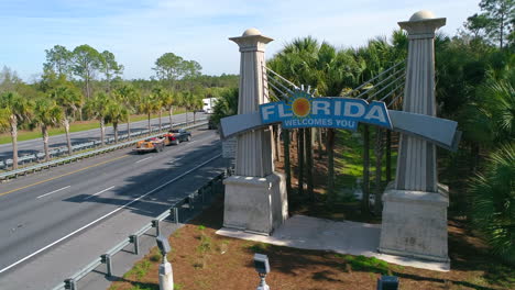 Florida-Welcome-You-highway-sign-in-Jennings,-FL