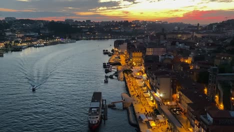 Sonnenuntergang-Von-Der-Brücke-In-Porto