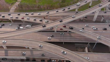 Luftaufnahmen-Von-Autos-Auf-Der-Mautstraße-Von-Houston