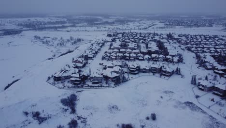 Winter-In-Kanada:-Luftaufnahmen-Von-Verschneiten-Kanadischen-Gemeinden