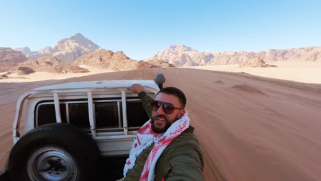 Jeep-Durchquerte-Die-Wüste-Wadi-Rum