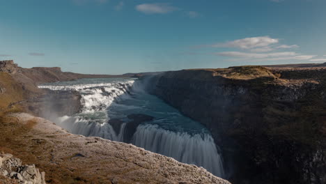 Der-Berühmte-Gullfoss-Wasserfall-In-Island