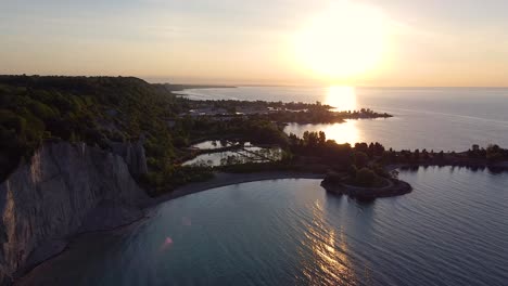 Scarborough-Bluffs-Park-breakwaters-protecting-coastline-beaches-during-sunrise