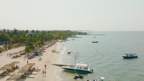 Aerial-Drone-shot-of-a-beach-in-Cartagena,-Colombia