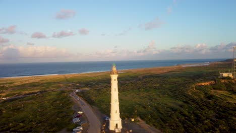 Der-Prächtige-Kalifornische-Leuchtturm-Auf-Aruba