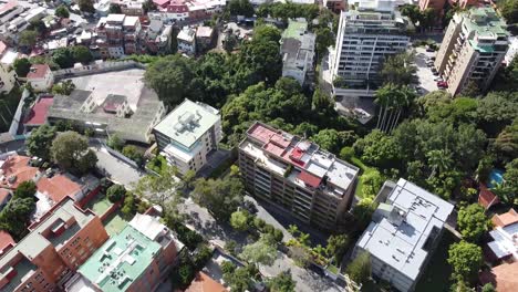 Luftaufnahme-Des-Als-La-Florida-Und-Chapellín-Bekannten-Gebiets-Und-Eines-Teils-Des-Westlichen-Teils-Der-Stadt-In-Caracas,-Venezuela