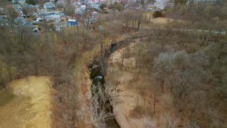 Aerial-view-of-stream-in-the-woods