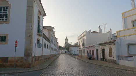 Late-evening-sunshine-on-a-street-Tavira-algarve-Portugal