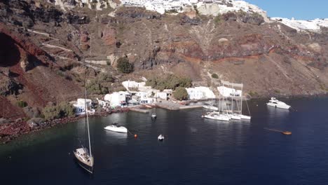 Port-Santorini,-Blaues-Wasser!-Santorini-Insel-Oia