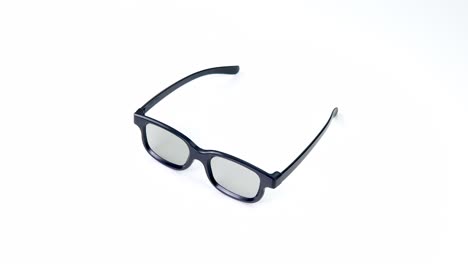 Schwarze-3D-Brille-Auf-Weißem-Hintergrund-4k