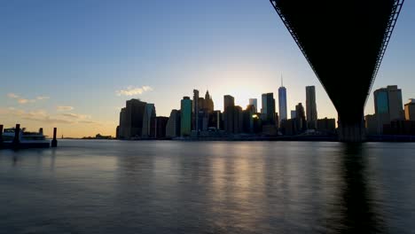 Manhattan-Sonnenuntergang-Von-Brooklyn-In-New-York-Aus-Gesehen