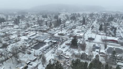 Winter-Drone-flight-over-residential-area-in-Olean,-New-York