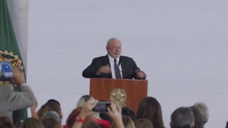 Weitwinkelaufnahme-Von-Präsident-Lula-Auf-Dem-Planalto-Palast