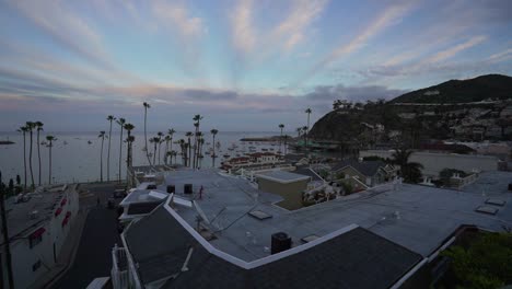 Zeitraffer-Sonnenuntergang-Auf-Catalina-Island-Mit-Blick-Auf-Den-Hafen