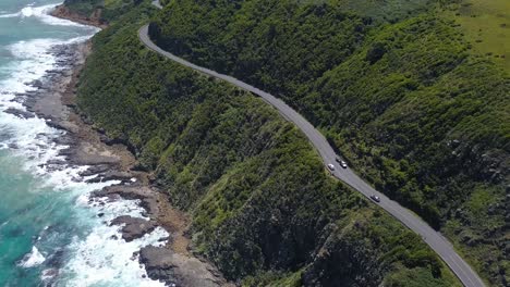 Beautiful-ocean-drive-on-Australian-coastal-road