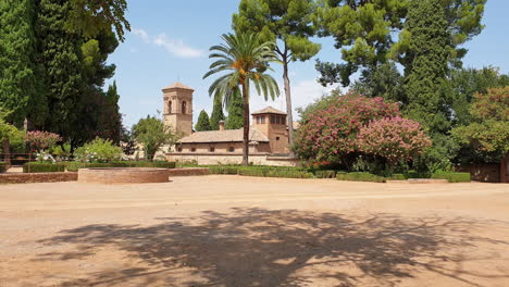 Convento-De-San-Francisco-Alhambra-Vista-Desde-El-Jardín